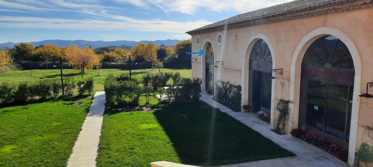 Domaine Des Francobelges - Appartements Lauris Eksteriør billede